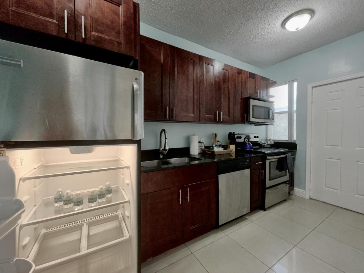 Marlins Park Suites - Apartment 4 - Cafe Colada Suite Маямі Екстер'єр фото